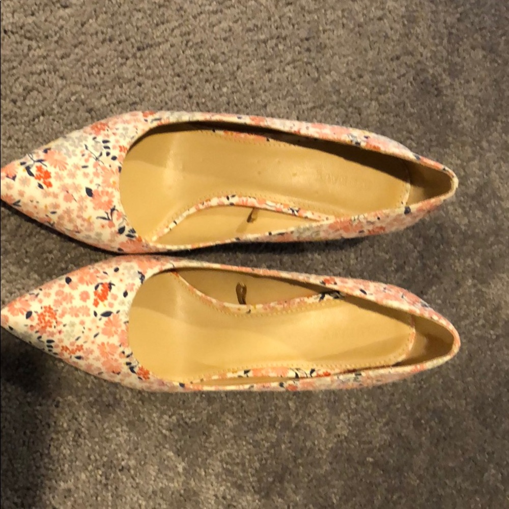 Floral Heels Size 10
